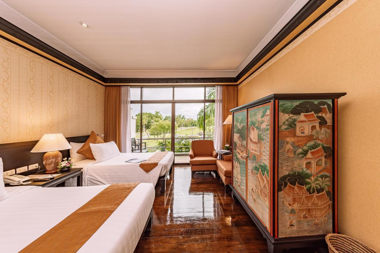 Blue Canyon Country Club Mai Khao Exterior photo